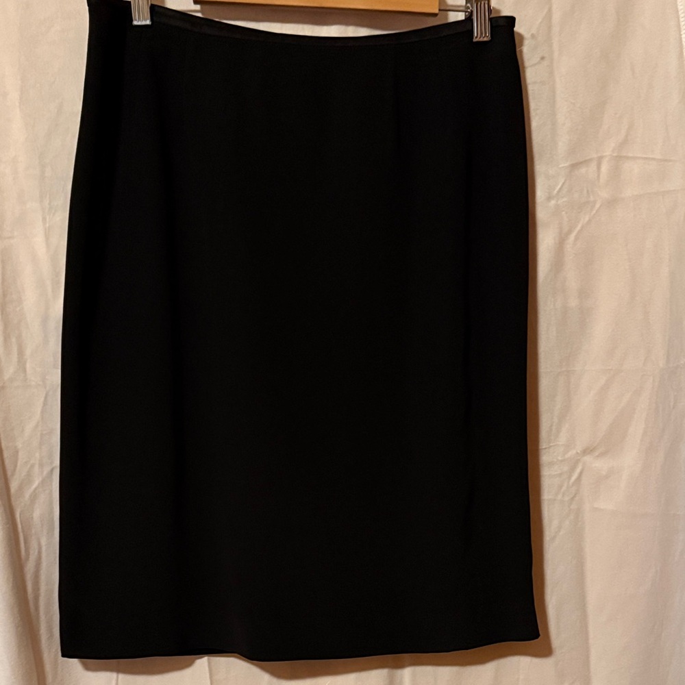 76- Kasper Classic Black Pencil Skirt